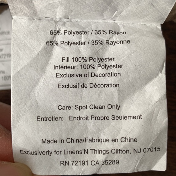 NWT Decorative Beaded Accent Pillow - Picture 10 of 11